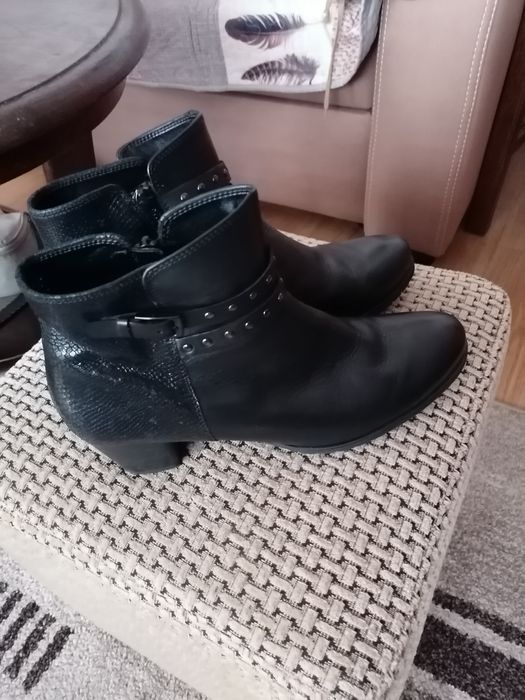 Botki damskie - skóra naturalna - czarne - Gabor rozmiar 42