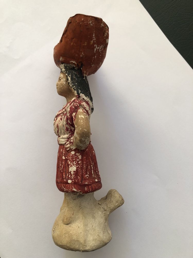 Apitos antigos em barro