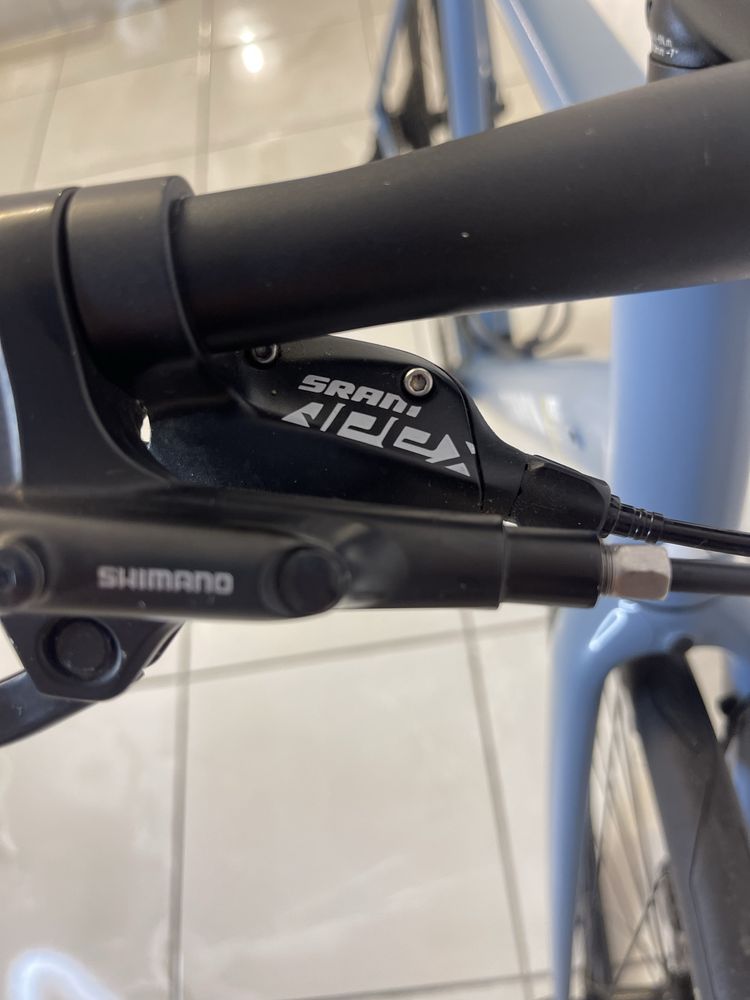 Canyon Roadlite R092 | SRAM Apex 1x11 | Розмір L | Гібрид | Гідравліка
