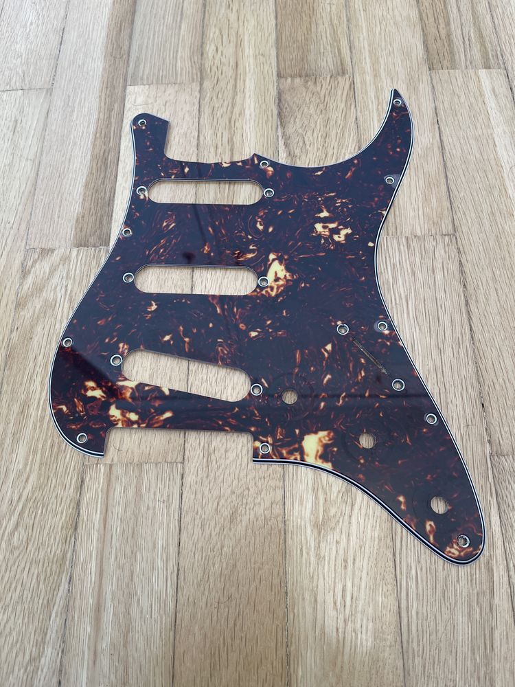 pickguard fender stratocaster tortoise shell