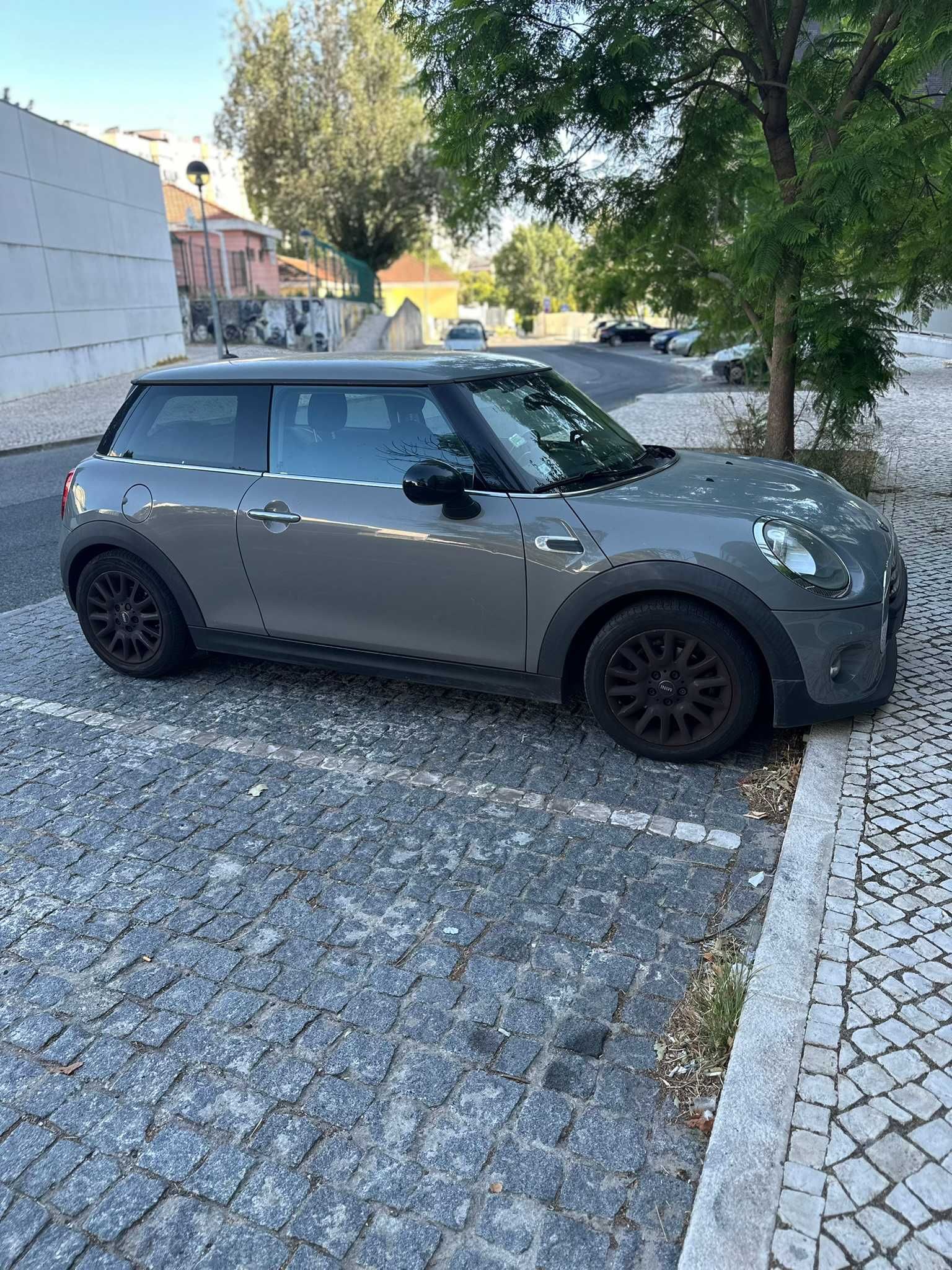 Mini one 2014 - Estimado de garagem