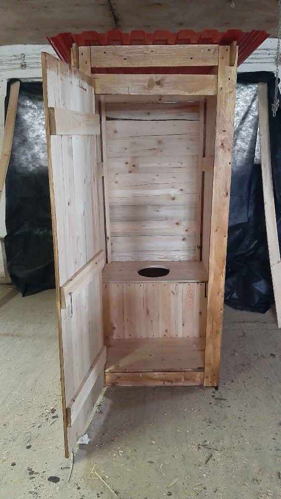 WC kibel  budowlany ,na  działke budowe