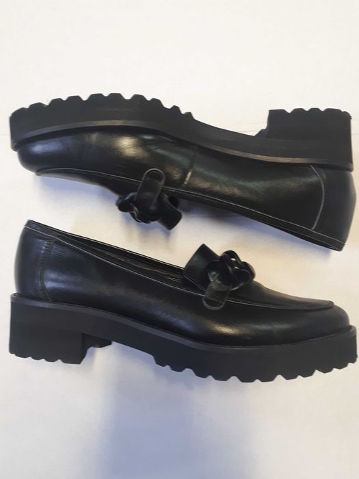 pantofle damskie czarne firmy "nieściór" rozm.41