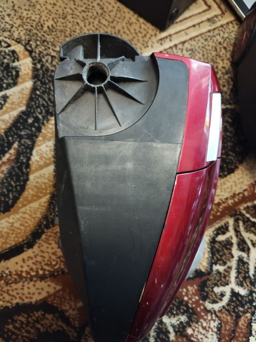 Dwa odkurzacze Dirt Devil