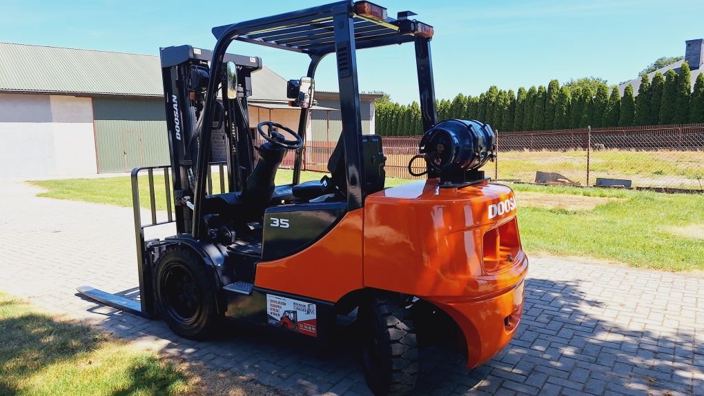 Wózek widłowy Doosan G35C-5 z 2014r stan bdb UDT widlak