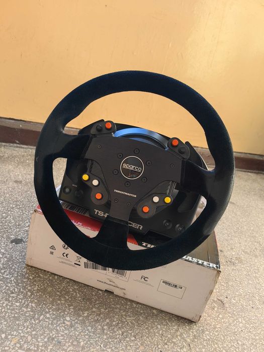 Kierownica Thrustmaster TS-PC + obręcz Sparco R383 + pedały TLCM