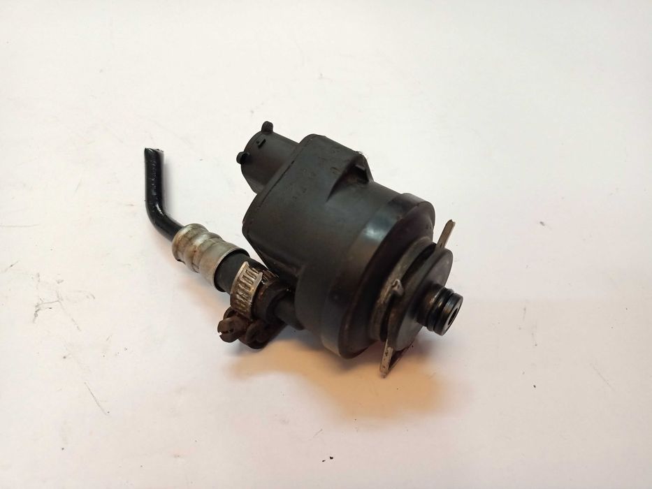 BMW E60 E61 E65 E66 Podgrzewacz paliwa 4 pin