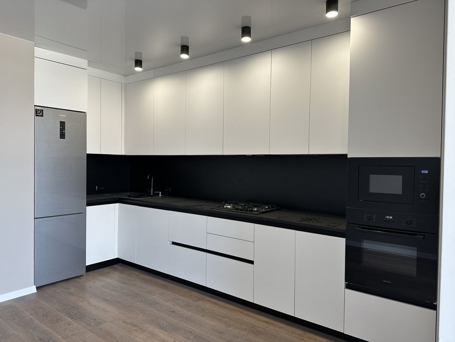 Продаж 2 кімн. квартири 75 м2 Генератор Паркінг Софіївські Липки