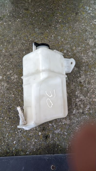 Zbiornik wyrównawczy płynu chłodzącego Hyundai i30