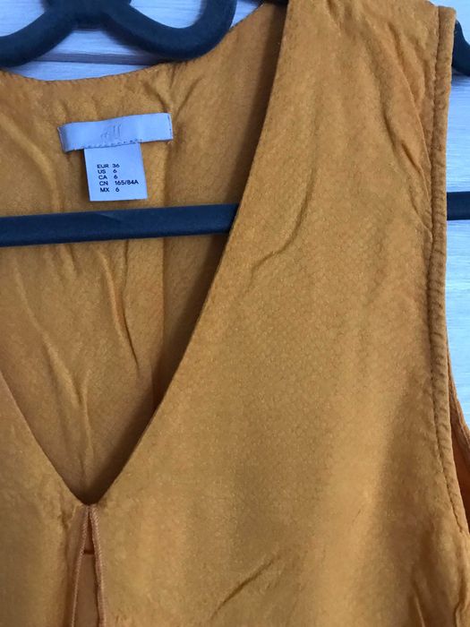 H&M, bluzka rozm. EUR 36, cena 15zł