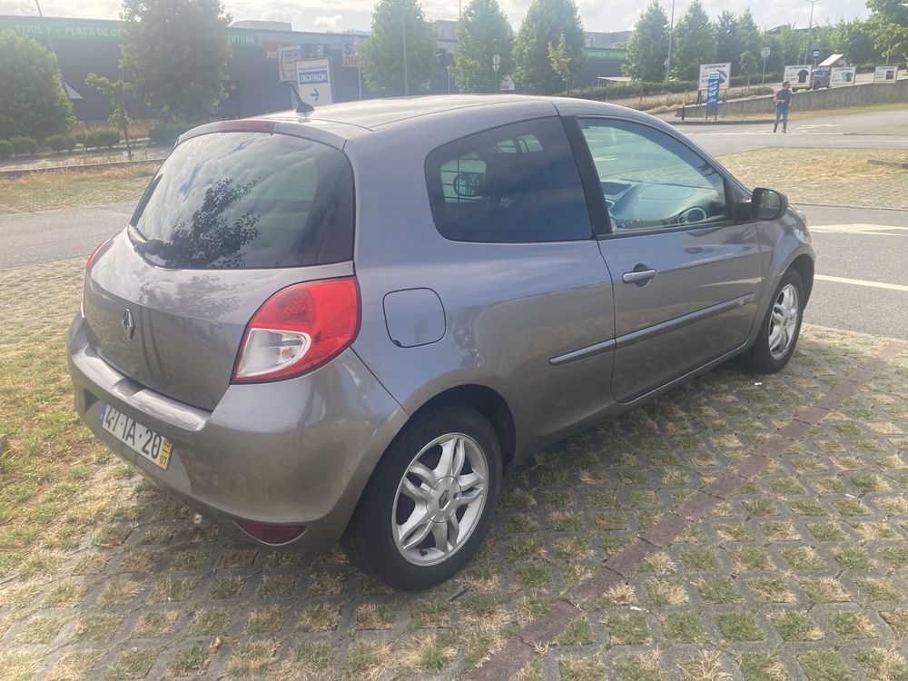 Renault clio 1.5 dci 85 cv