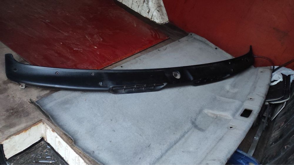 Жабо форд транзит(накладка под дворники)