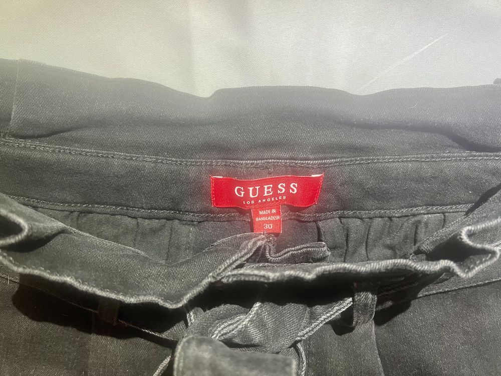 Jeansy Guess W30