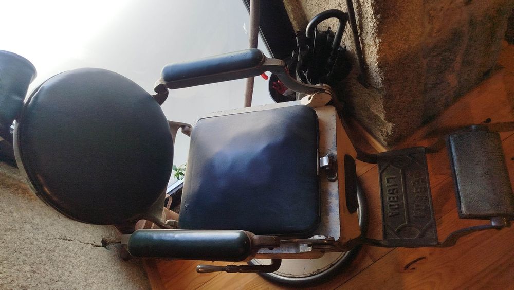 Cadeira de Barbeiro antiga