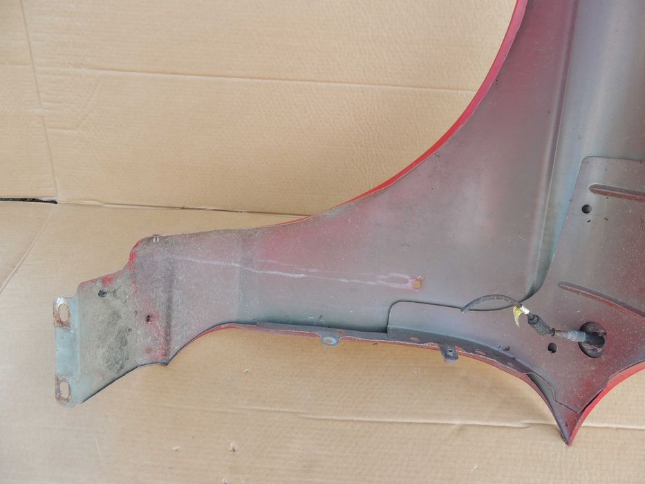Błotnik przedni prawy Ford Mustang 4 IV 94,95,96