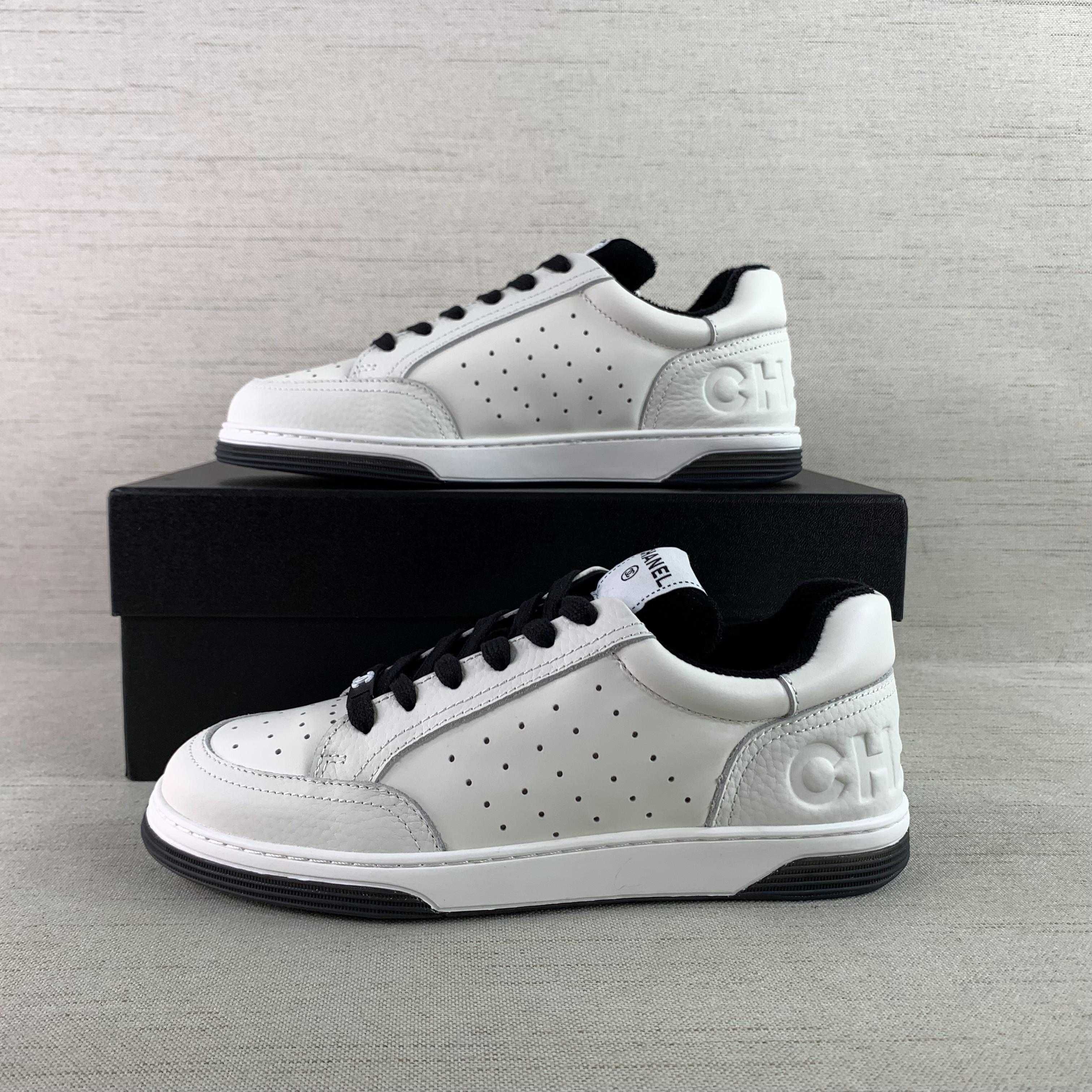 Кроссовки Chanel 22P Trainer White Black Кеды Шанель