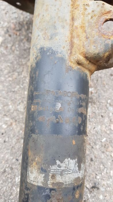 Стеклоподъёмники стойка пружина аморт руль магнитофон зч на бмв750.е38