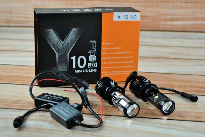 LED-лампи автомобільні  60 W 6000 K линзы c обманкой лед лампы