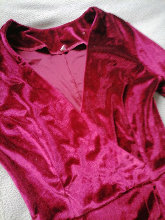 Велюрове плаття на запах