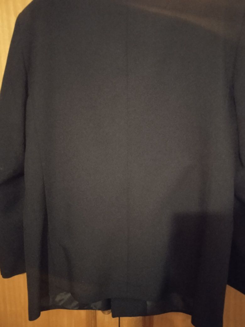 Vendo blazer de homem como novo usado uma vez
