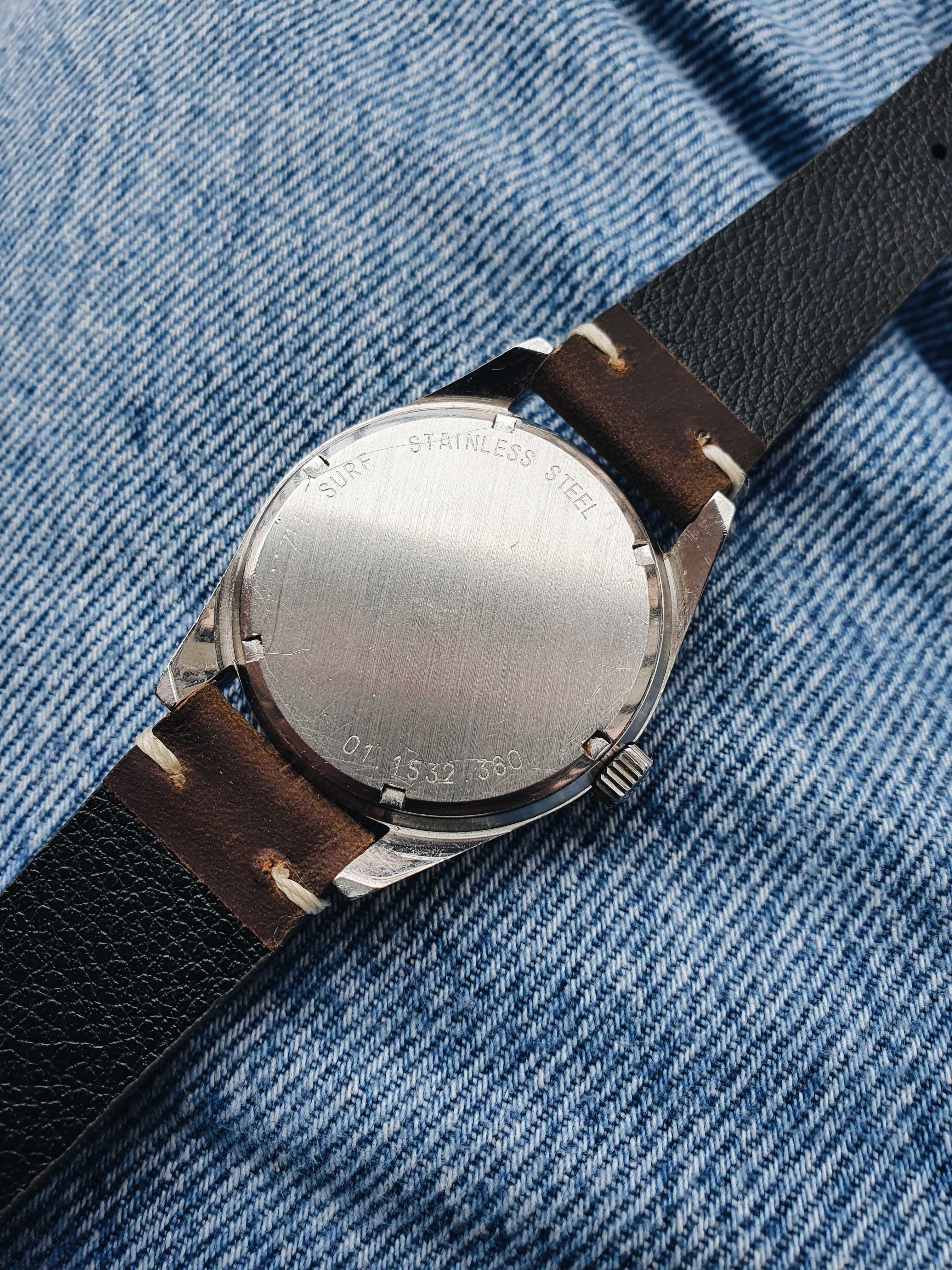 Zenith Surf 01.1532.360 Cal. 2572 | Anos 70