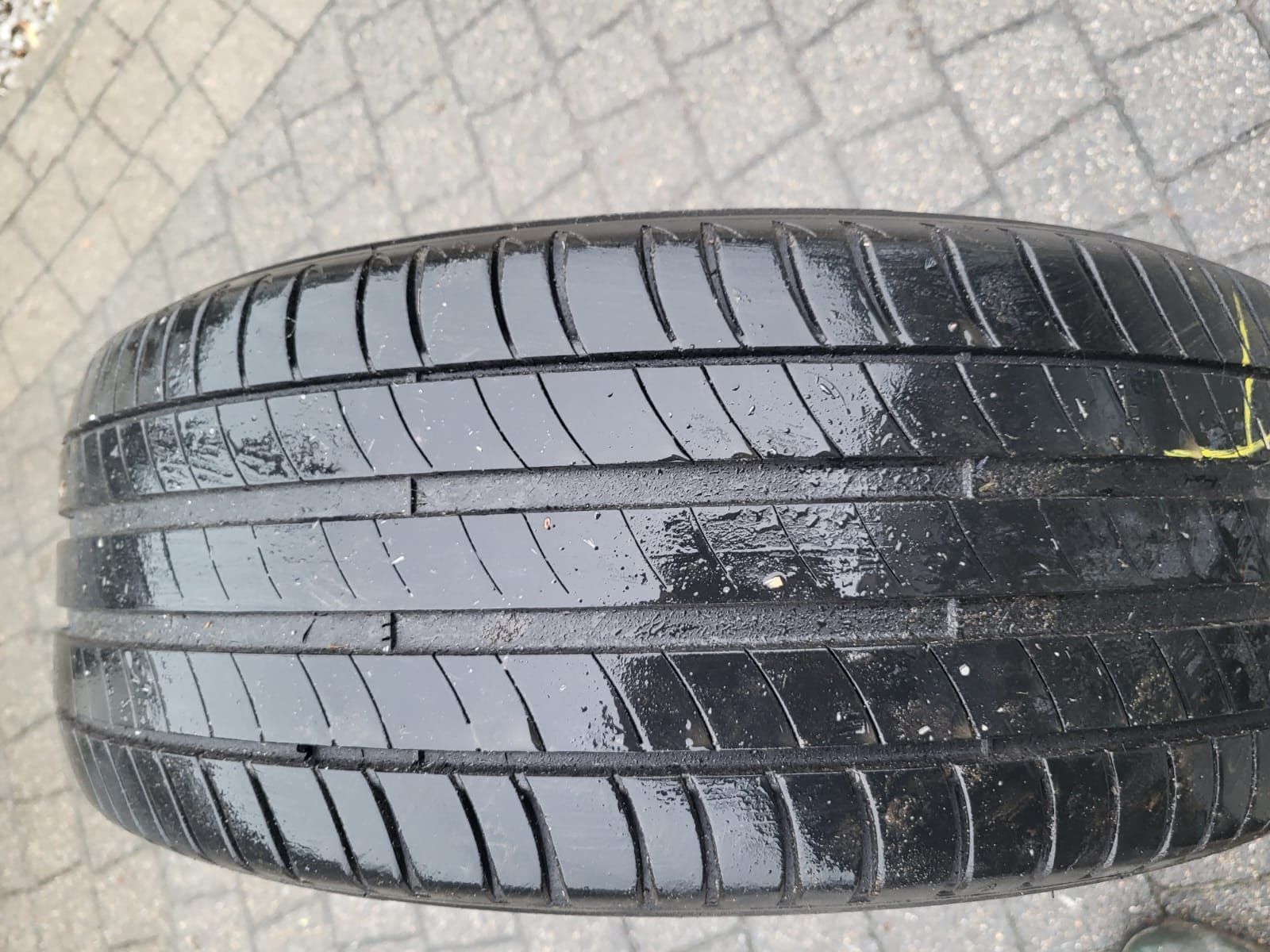 Opony zimowe 2 szt. 225/50 R18