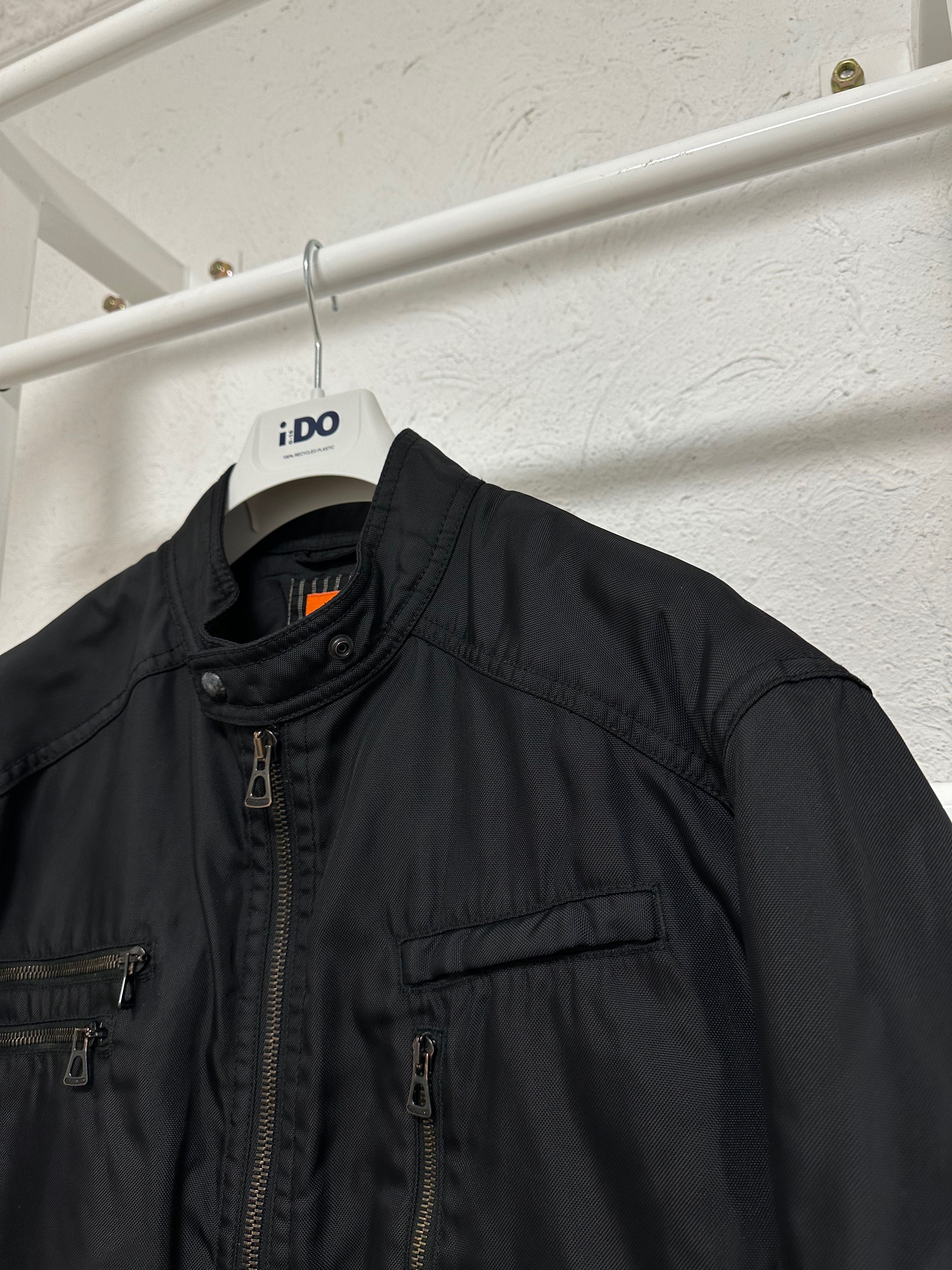 Куртка Hugo Boss XL размер