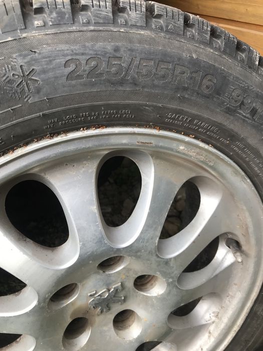 Зимові колеса з дисками пежо 607.