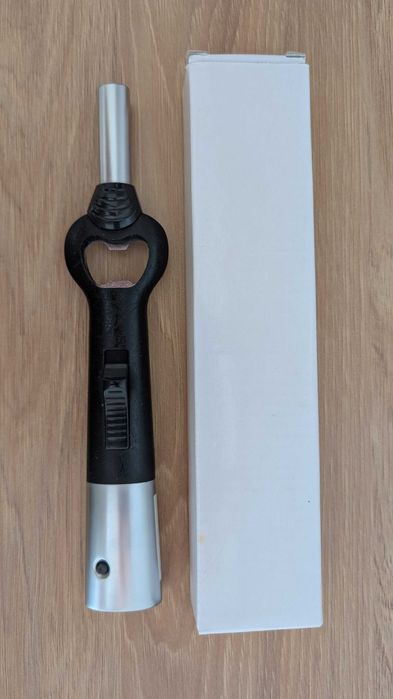 Latarka-zapalarka-otwieracz