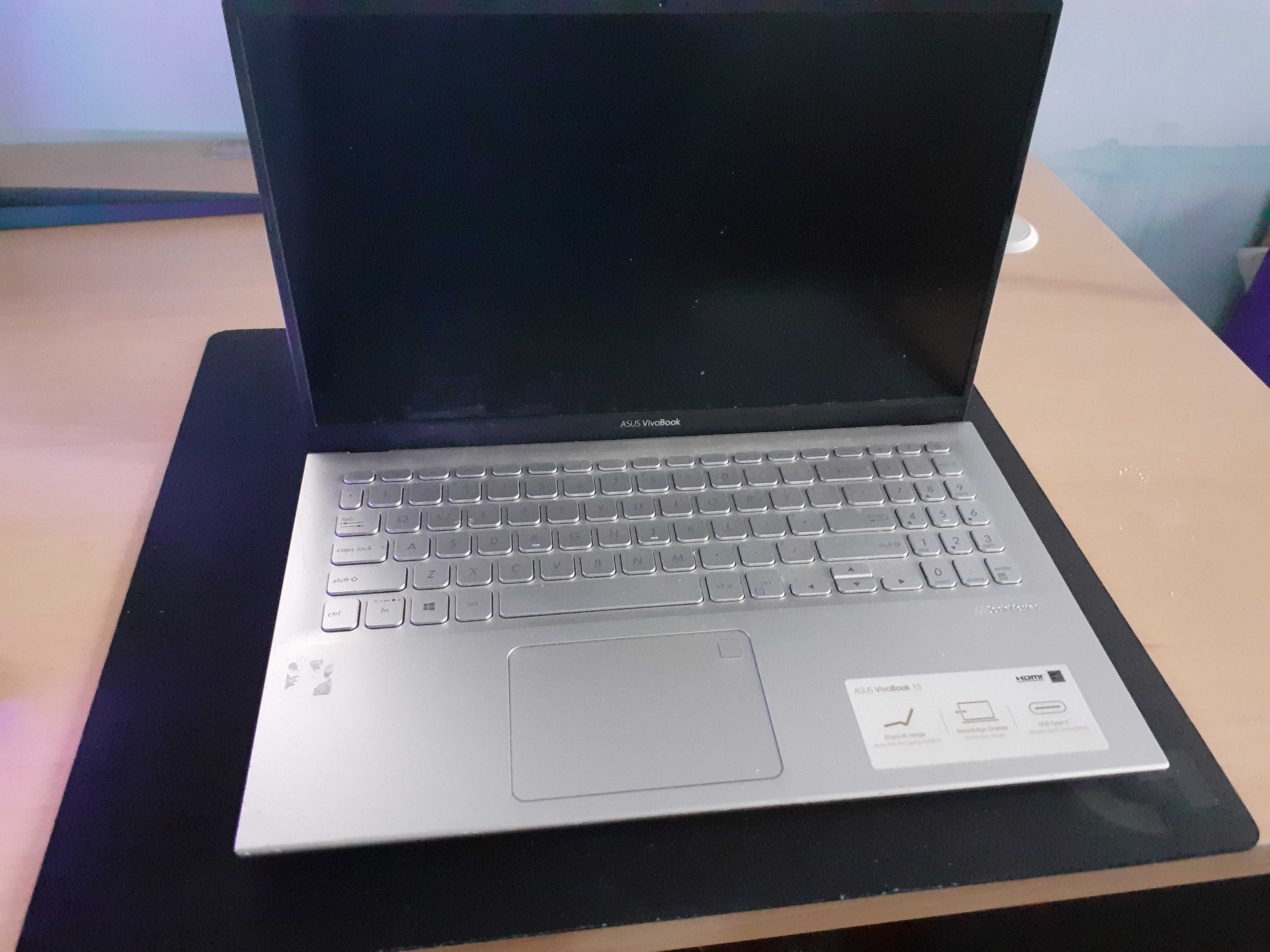 Laptop ASUS vivobook 15