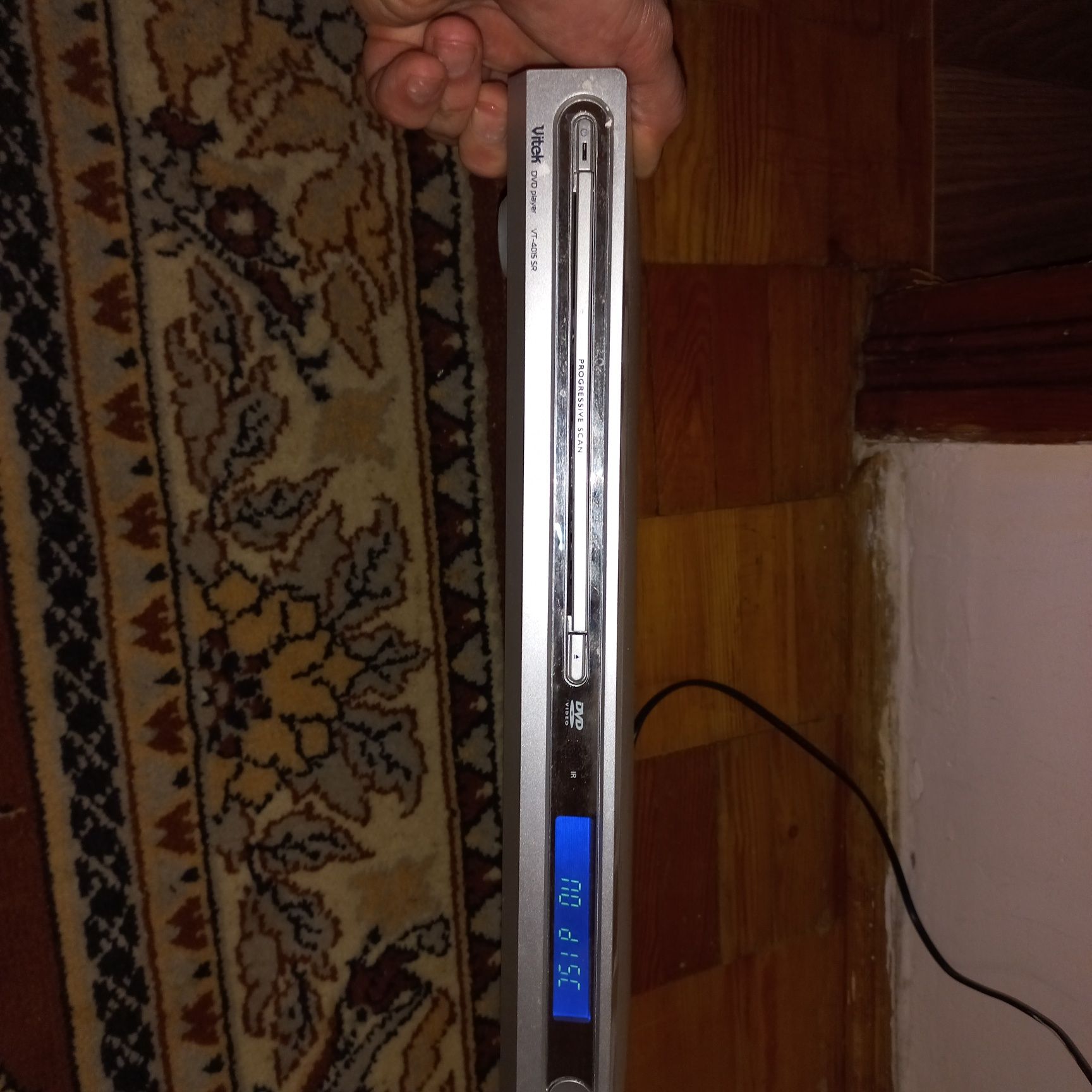 DVD плеєр VITEK.