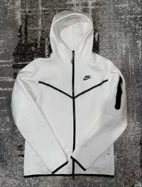 Nike Tech Fleece