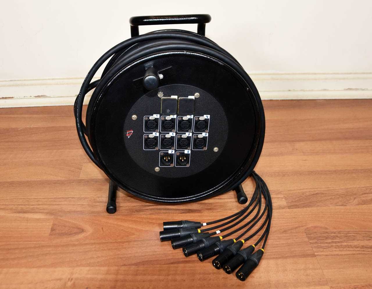 XLR Bobine 30 metros c/enrolador com 8 canais fichas XLR espectaculos