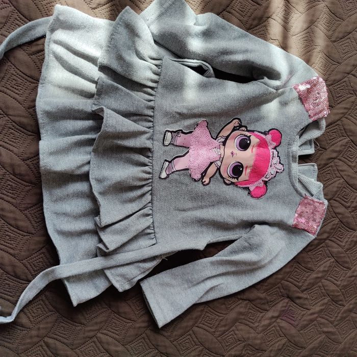 Речі на дівчинку