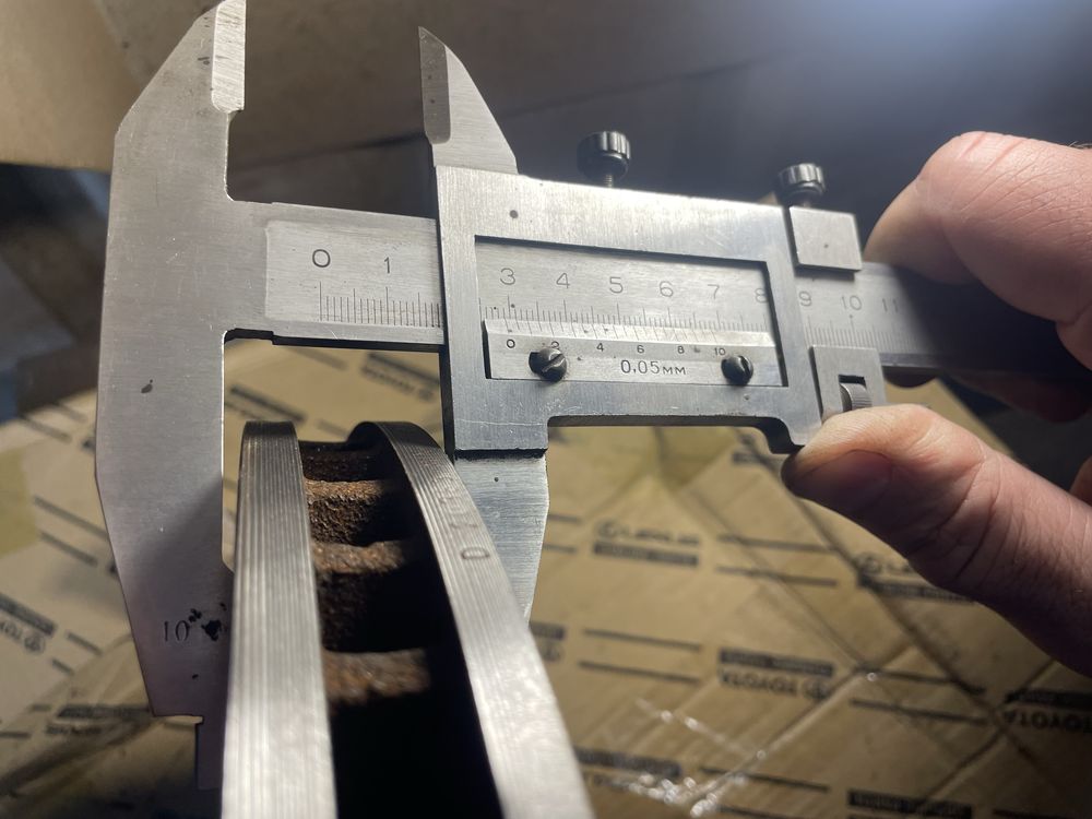 Передні гальмівні диски Toyota / Lexus  296 мм
