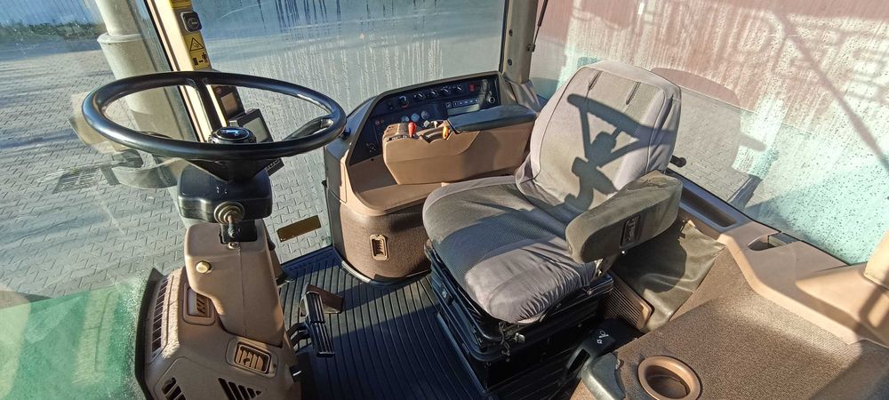 John Deere 8100  (8200 New Holland,Case Fendt )