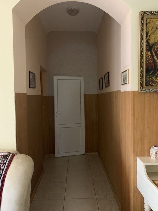 Студія, подобово, центр. Кіцмань.