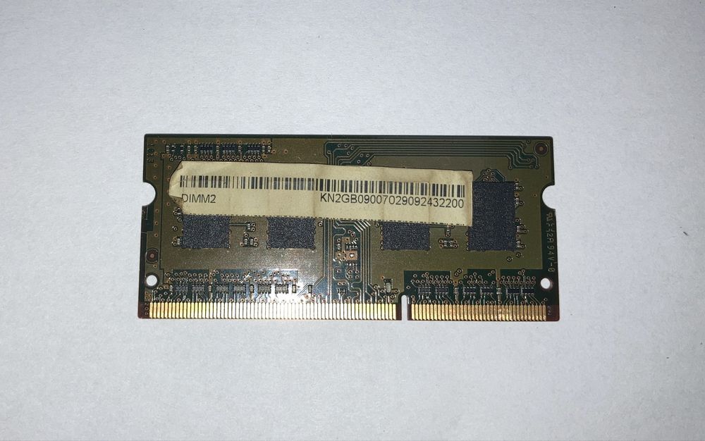 Pamięć RAM SO-DIMM DDR3 1Gb 1066 MHz Samsung M471B2873EH1-CF8