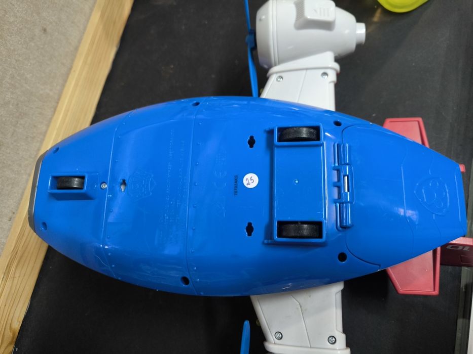 Avião Patrulha Pata 10
Avião de brinquedo da Patrulha Pata, com detalh