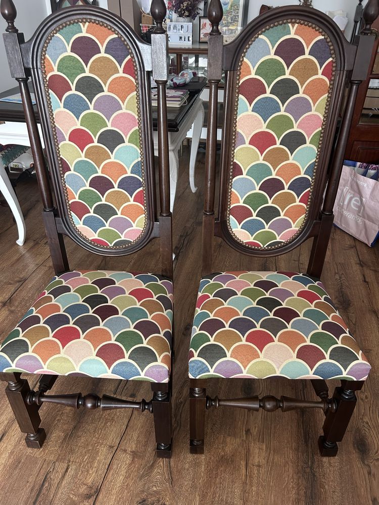Conjunto de 6 cadeiras e mesa de refeicao