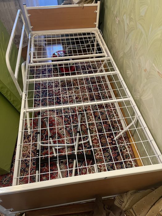 Ліжко для лежачих хворих!