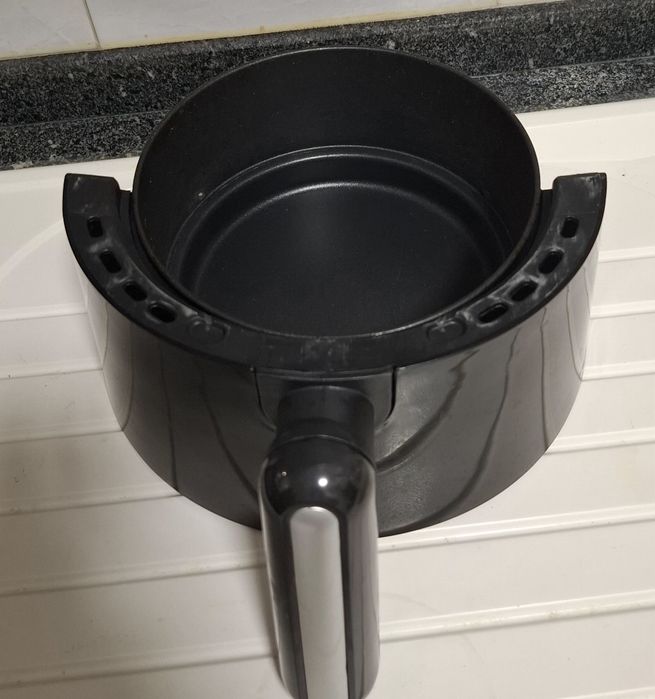 Fritadeira sem Óleo BECKEN BAF5437 (1.5 L - Preto)