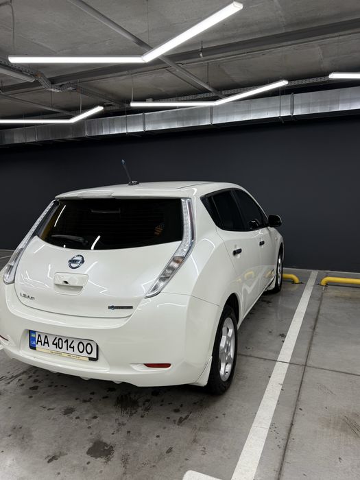 Nissan Leaf 2014