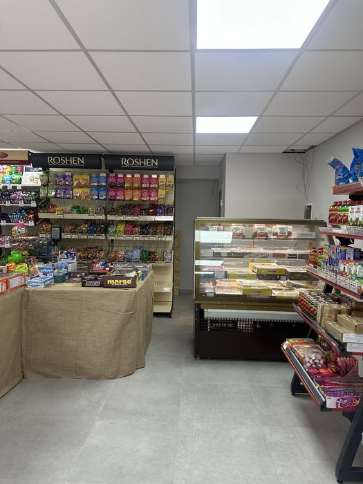 Продам комерційне приміщення район 5 школи ,вул.Перемоги