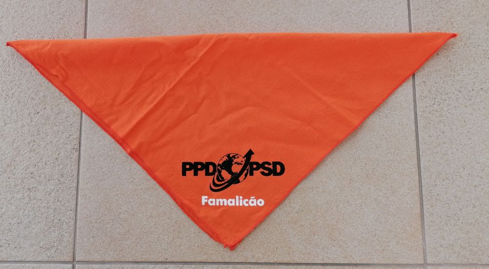 Lenços PSD Autárquicas de 2009