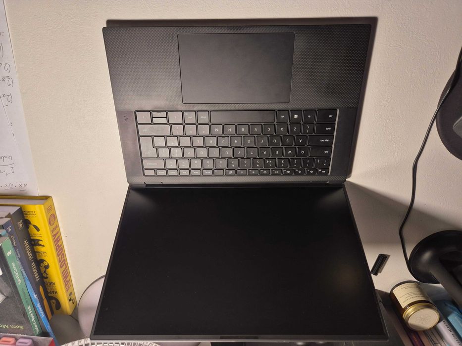Laptop Dell XPS 15 9500 • i7-10750H • 32 GB RAM • 1 TB SSD • 15,6