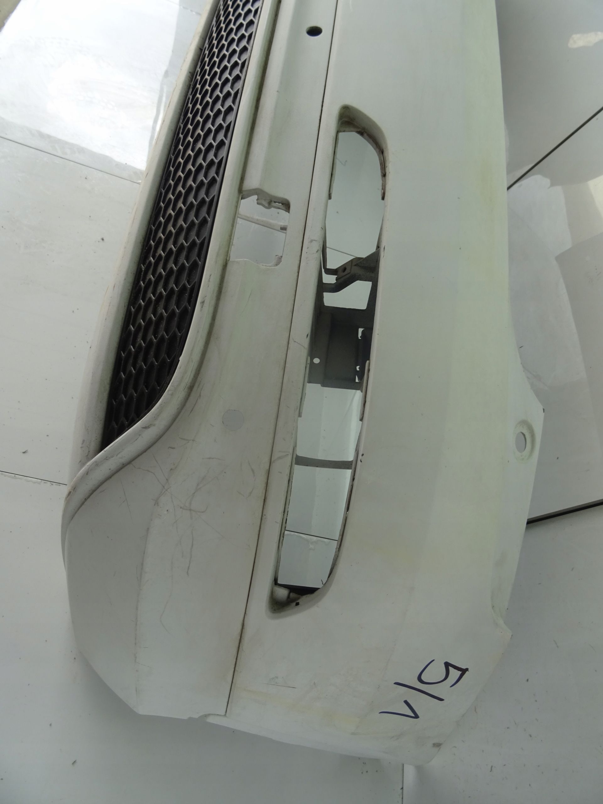 Zderzak tył Audi Q3 8U0 s line oryginał cały