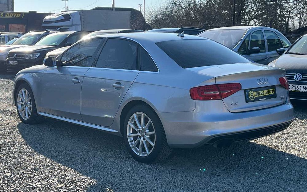 Audi A4 2015 року