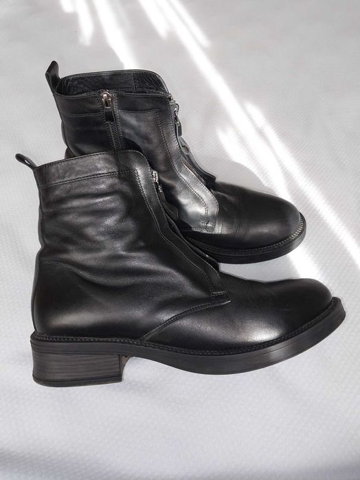 Шкіряне взуття великих розмірів