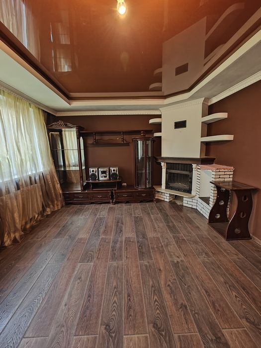 Продаж котеджу. Поряд ТРЦ Подоляни